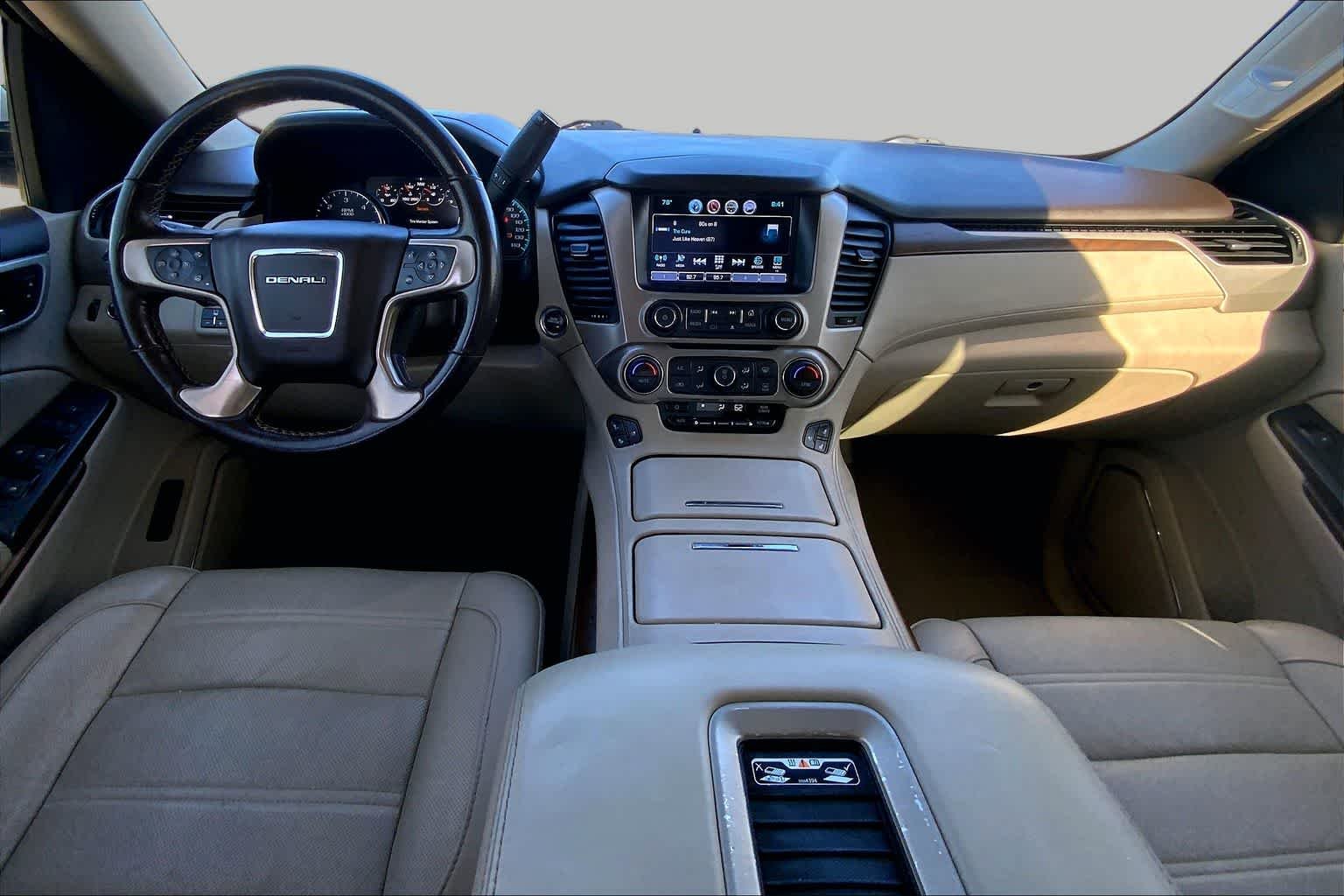 Used 2019 White Frost Tricoat GMC Denali image 16