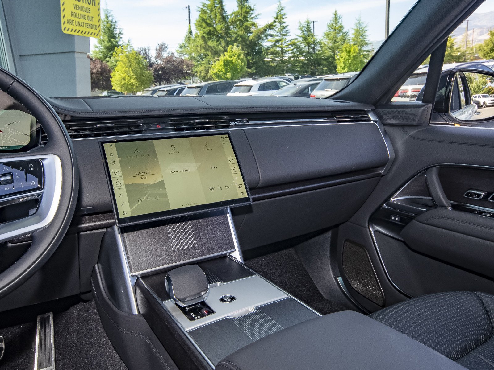 New 2026 Fuji White Land Rover Autobiography image 25