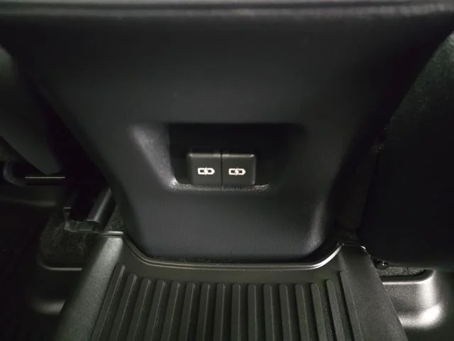 Used 2025 White Toyota XLE image 6