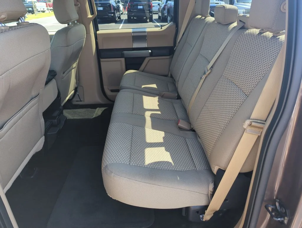 Used 2015  Ford XLT image 28