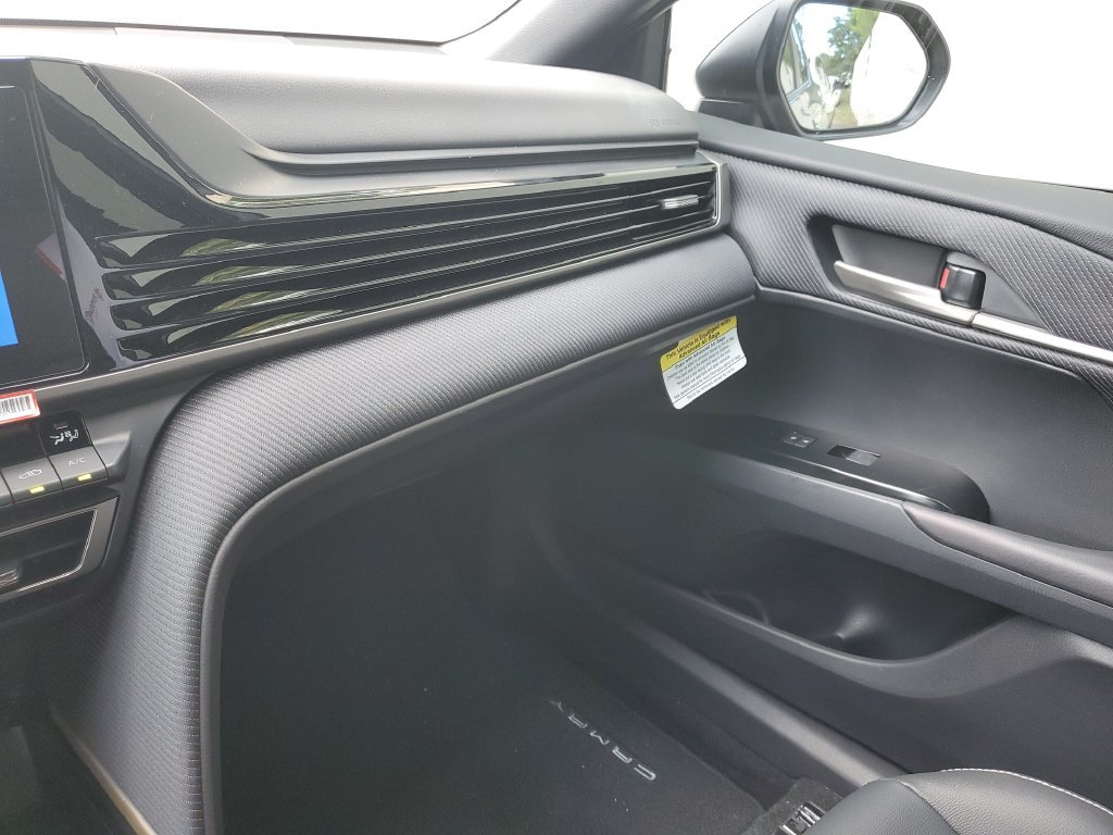 Used 2026  Toyota SE image 35
