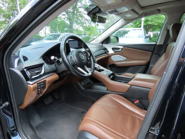 Used 2021 Majestic Black Pearl Acura w/Technology Package image 2