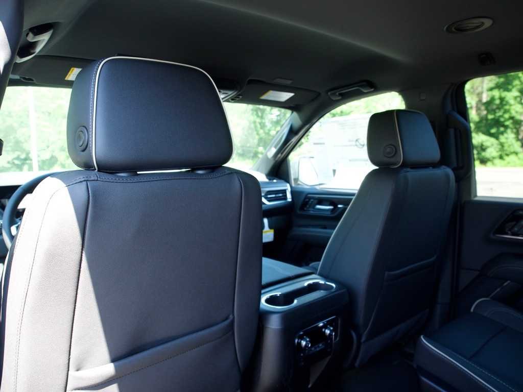 2026 GMC Yukon XL Elevation - Photo 16