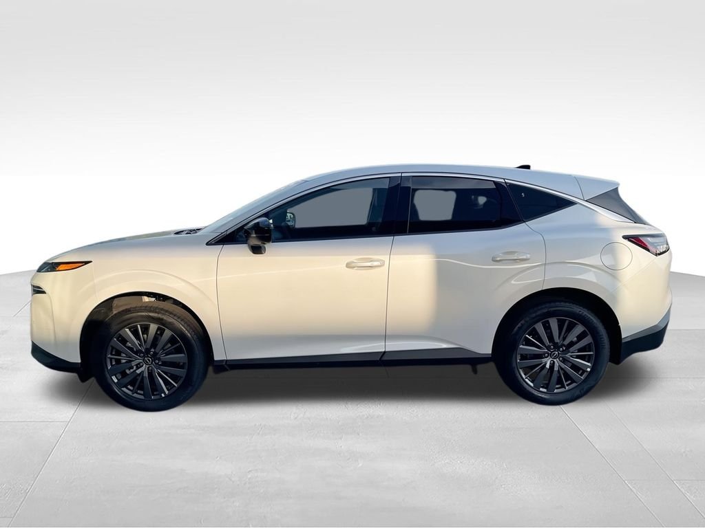 New 2026 White Nissan SL image 5