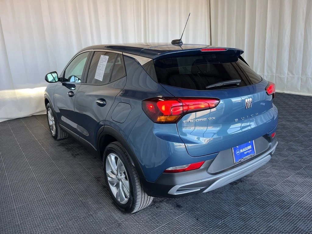 Used 2024 Blue Buick Preferred image 24