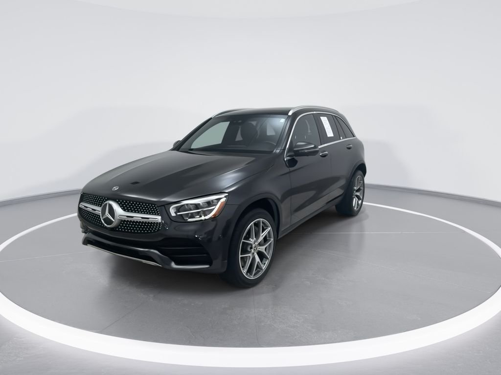 Used 2022 Black Mercedes-Benz GLC 300 image 4