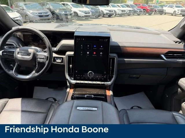 Used 2025 Silver GMC Denali image 49