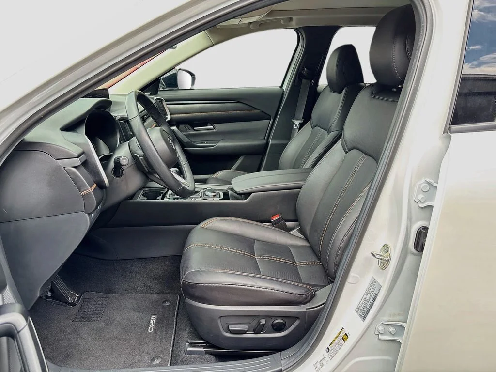Certified Used 2025 Pearl Mazda 2.5 Turbo Premium Package image 22