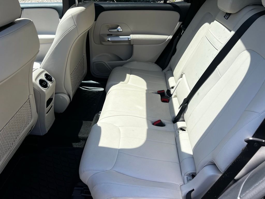Certified Used 2022 Black Mercedes-Benz GLB 250 image 12