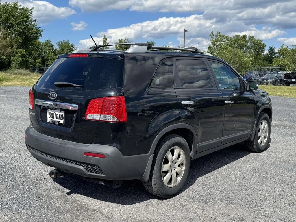 Used 2011 Black Kia LX image 8