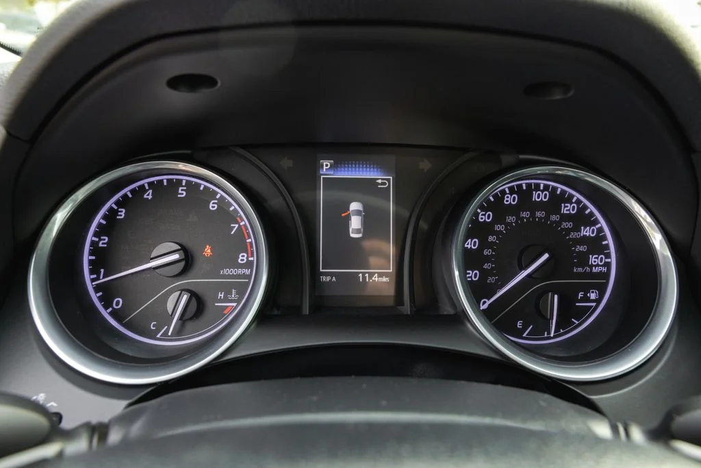 Certified Used 2020 Celestial Silver Metallic Toyota SE image 15