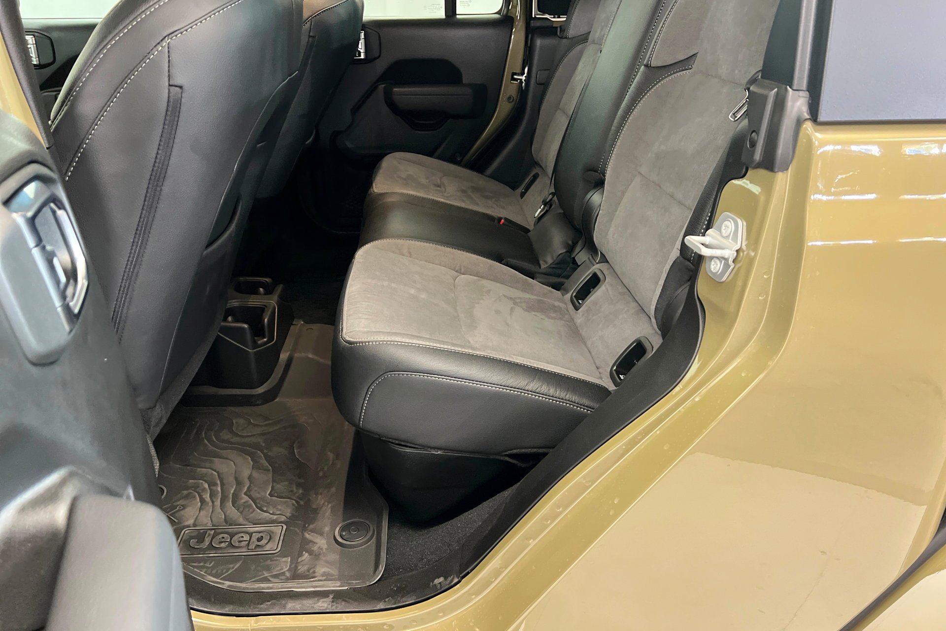 New 2025 41 Exterior Paint Jeep Sport S image 22