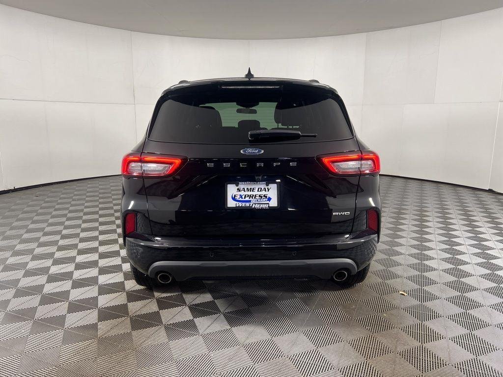 Used 2023 Black Metallic Ford ST-Line image 8