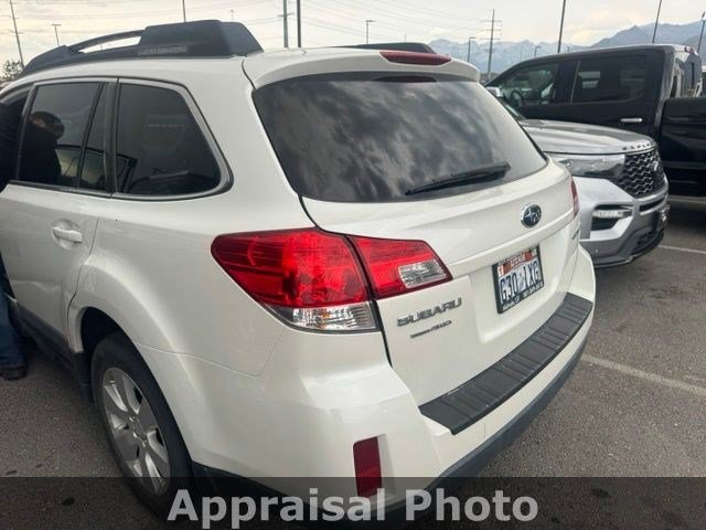 Used 2011 Satin White Pearl Subaru 2.5i Prem AWP image 9