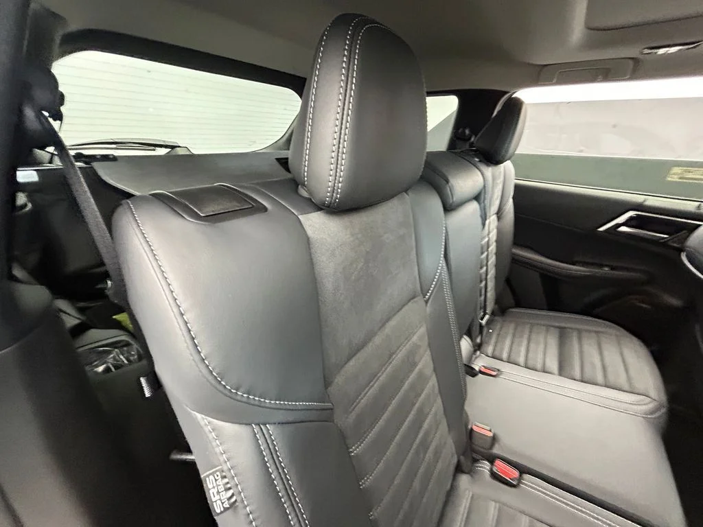 New 2026 Graphite Gray Mitsubishi SE 1.5T 2WD image 38