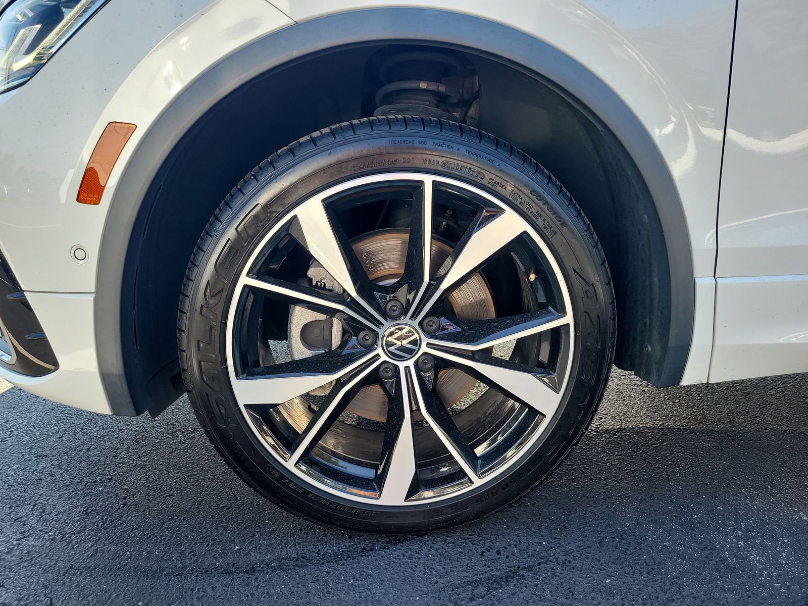 2022 Volkswagen Tiguan SEL R-LINE - Photo 10