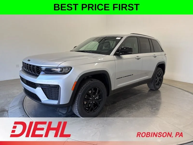 New 2026 Silver Zynith Exterior Paint Jeep Altitude image 3