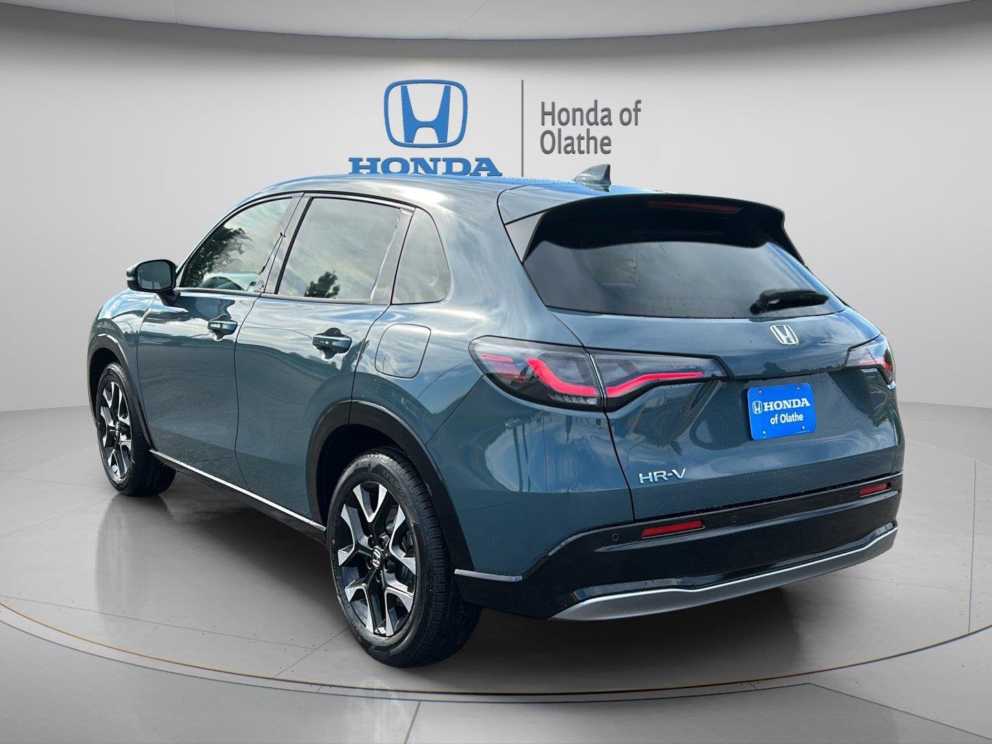 New 2027 Nordic Forest Pearl Honda EX-L image 5