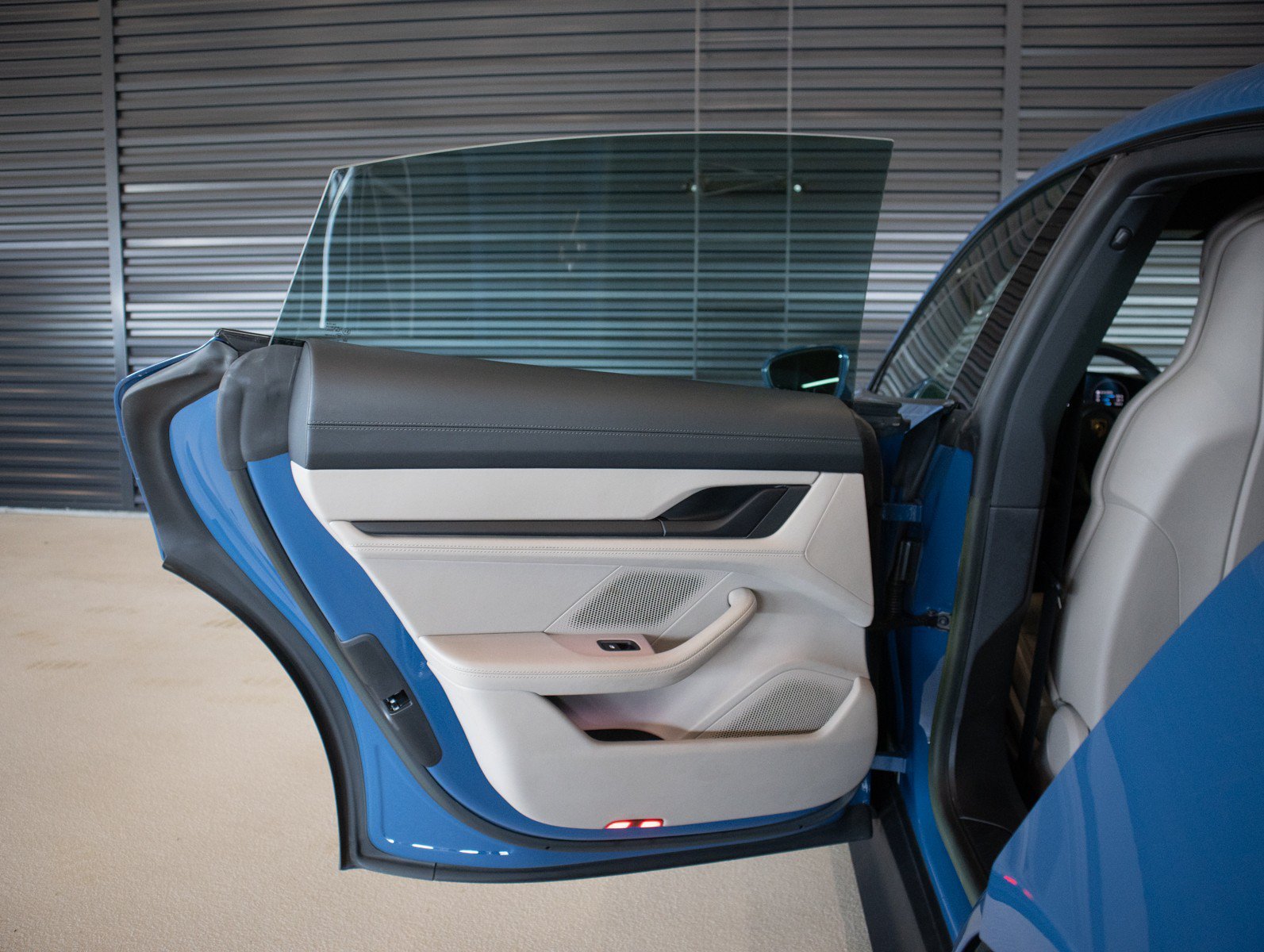 Certified Used 2023 Neptune Blue Porsche  image 25