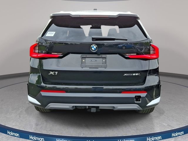 New 2026 Black Sapphire Metallic BMW xDrive28i image 5