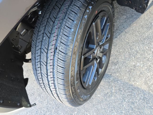 2026 Toyota Tundra Limited - Photo 31