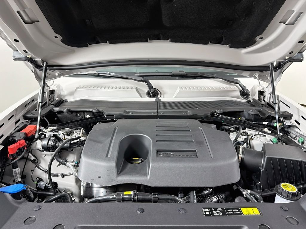 New 2026 Borasco Grey Land Rover X-Dynamic SE image 32