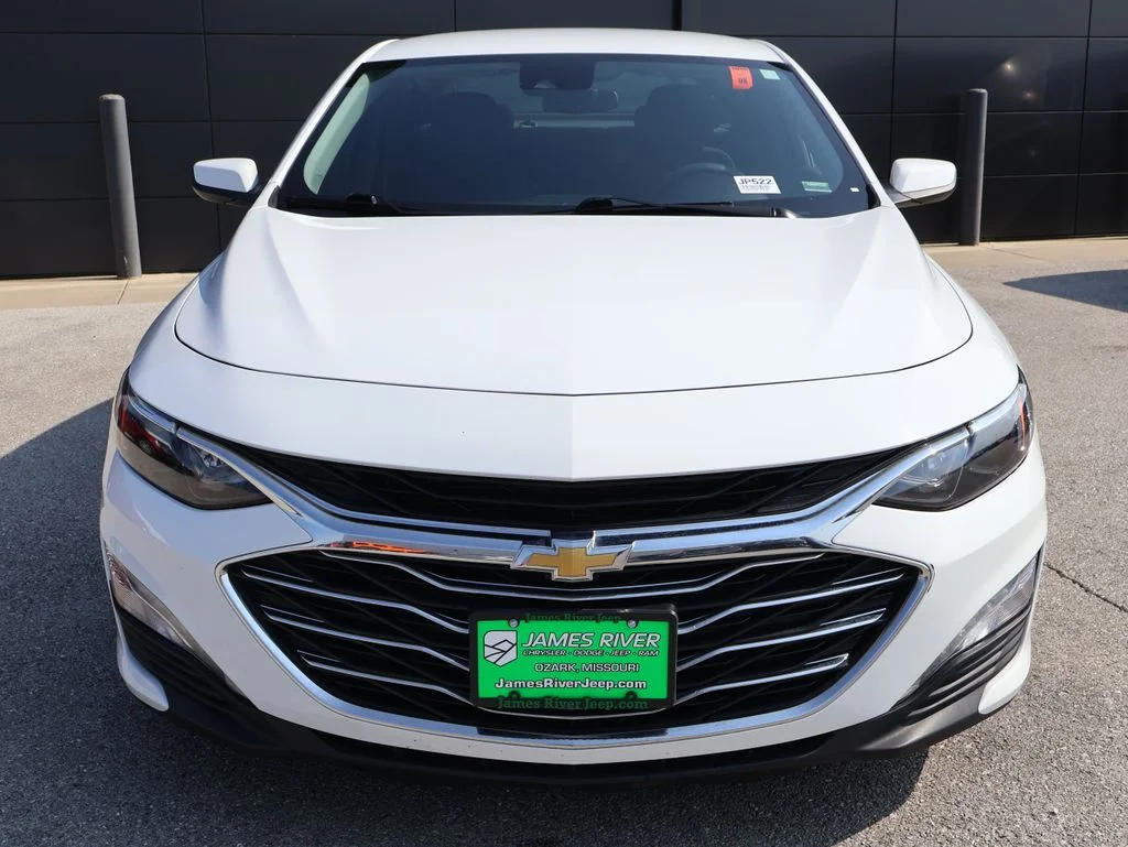 Used 2024 White Chevrolet LT image 7