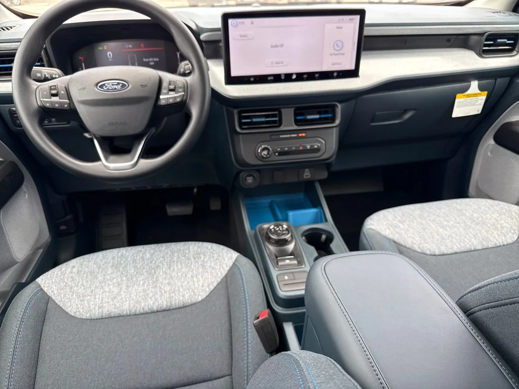 New 2026 Black Ford XLT image 5