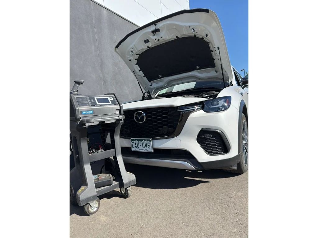Used 2025 Rhodium White Premium Mazda Premium Package image 7