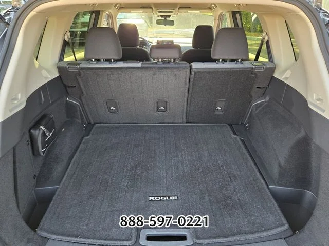 Used 2023 Gray Nissan SV image 16