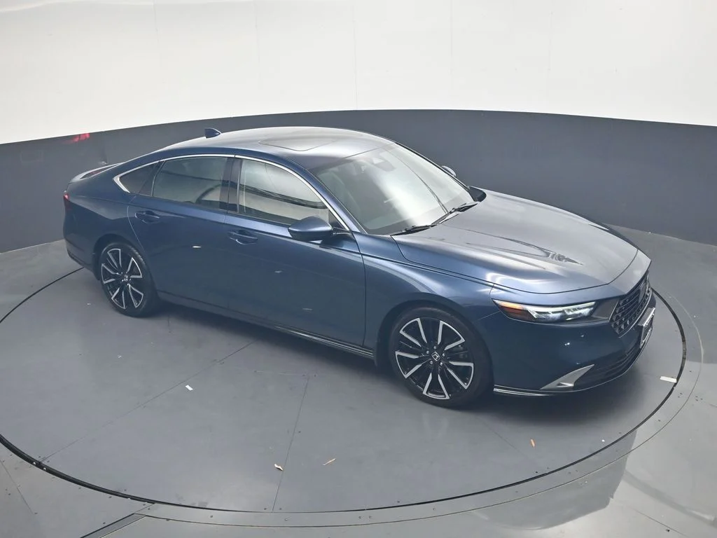 2024 Honda Accord Hybrid Touring - Photo 18