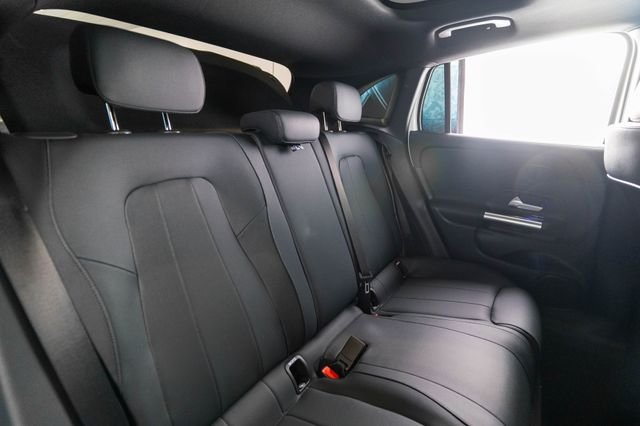 New 2026 Polar White Mercedes-Benz GLA 250 image 34