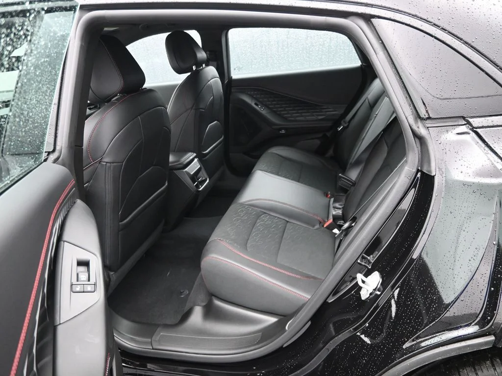 New 2026 Diamond Black Crystal Pearlcoat Dodge R/T image 17