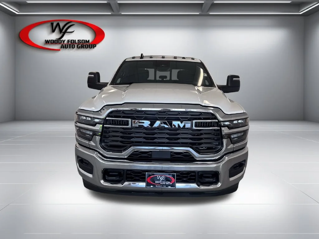 New 2027 White Ram Tradesman image 2