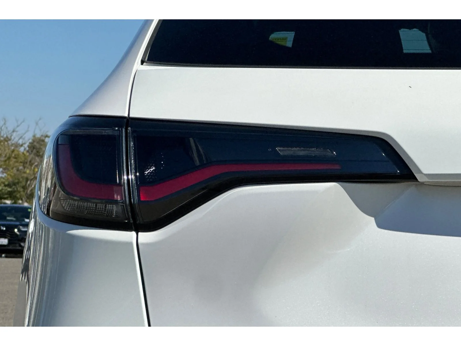 Used 2025 Platinum White Pearl Honda Sport image 49