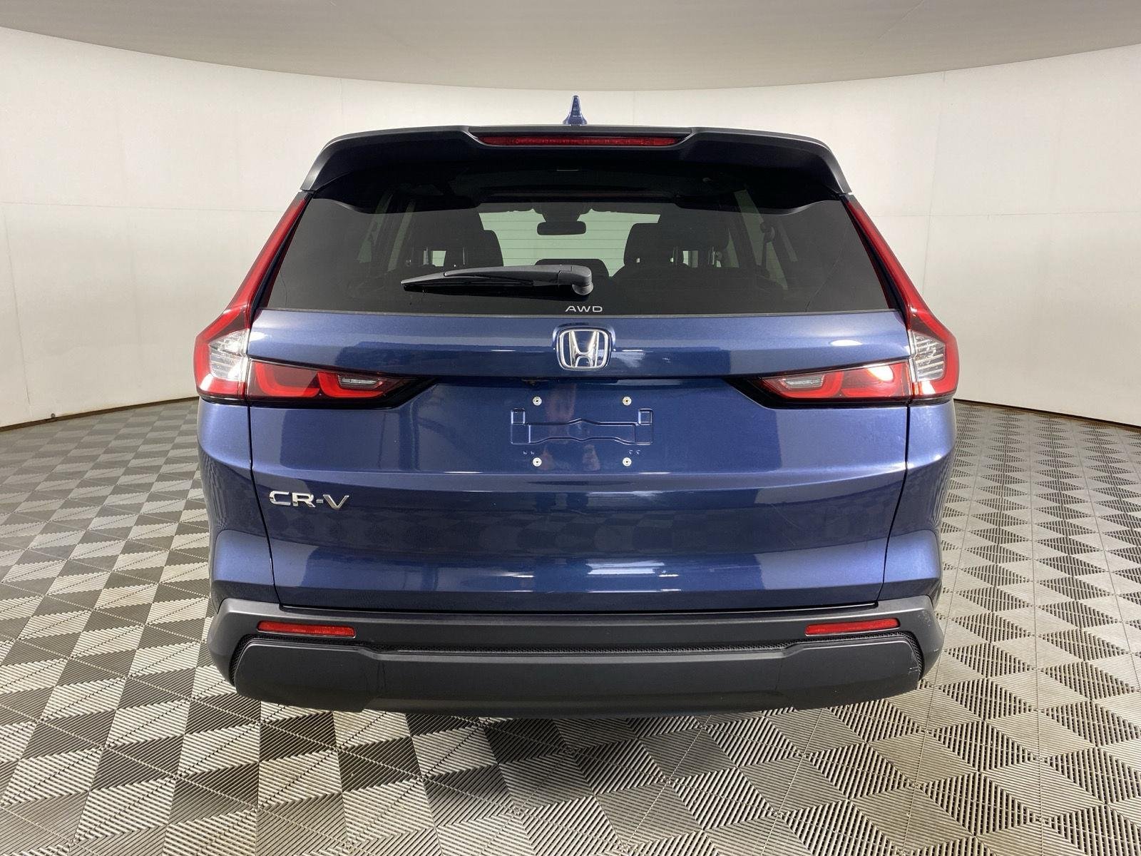 Used 2024 Canyon River Blue Metallic Honda EX image 9