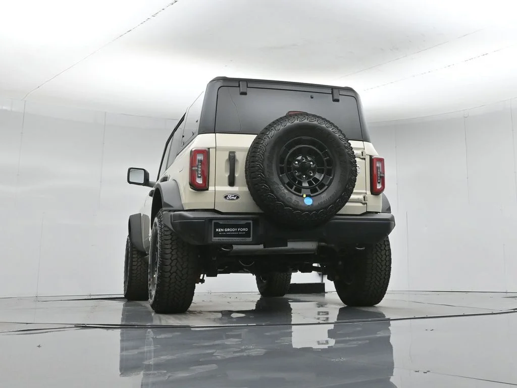 New 2026 Desert Sand Ford Badlands image 48
