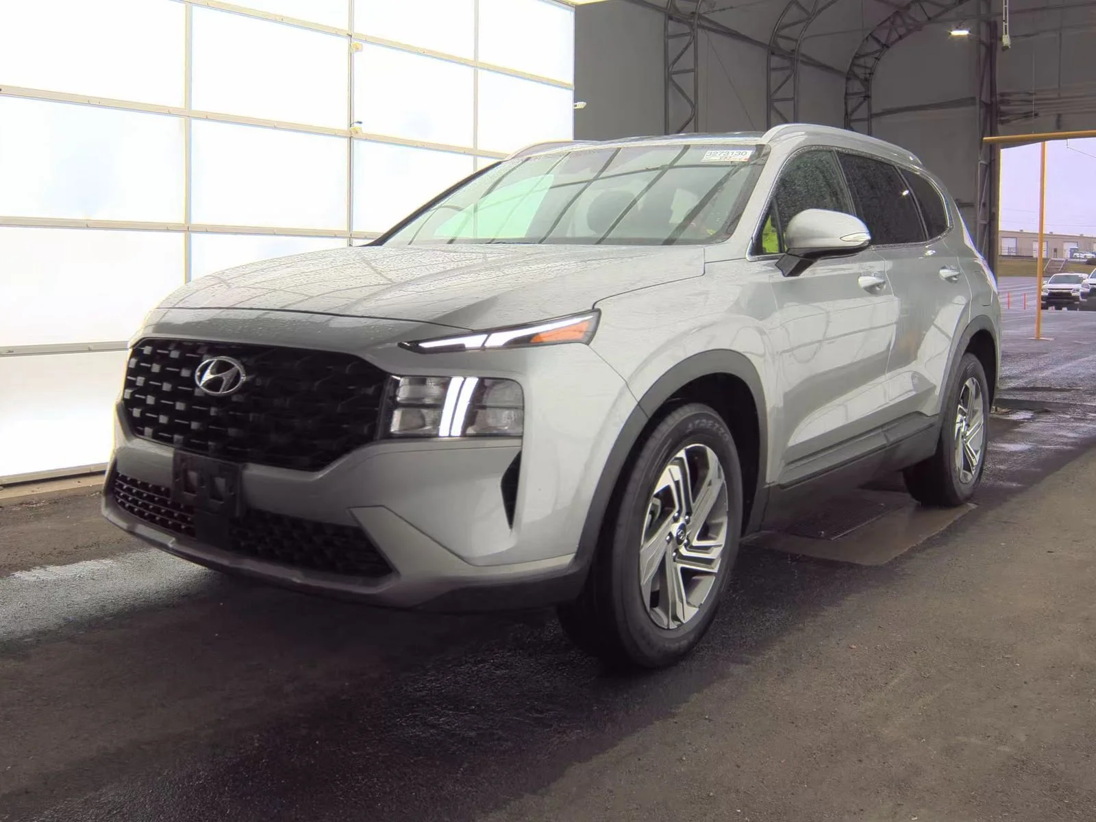 2023 Hyundai Santa Fe's photo