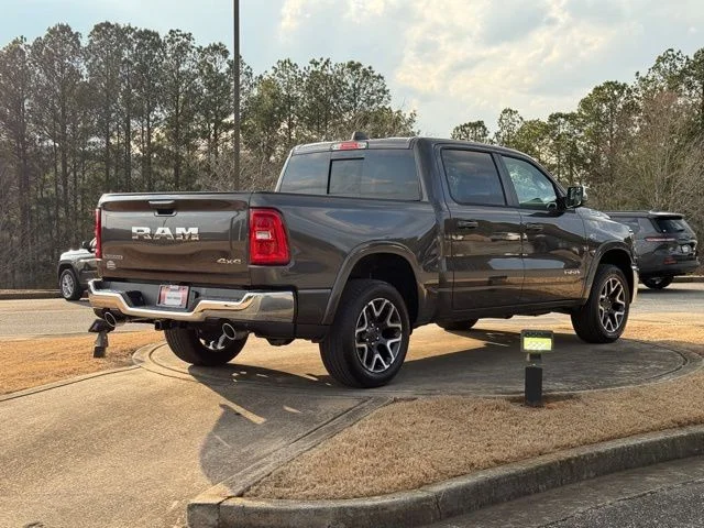 New 2026 Granite Crystal Metallic Clear-Coat Exterior Paint RAM Laramie image 7