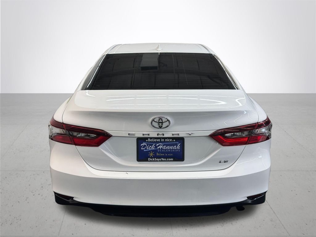 Used 2024 Ice Toyota LE image 5