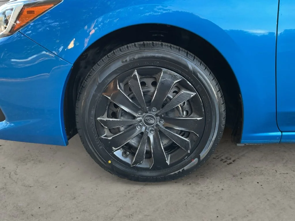 Used 2022 Blue Subaru Base image 9