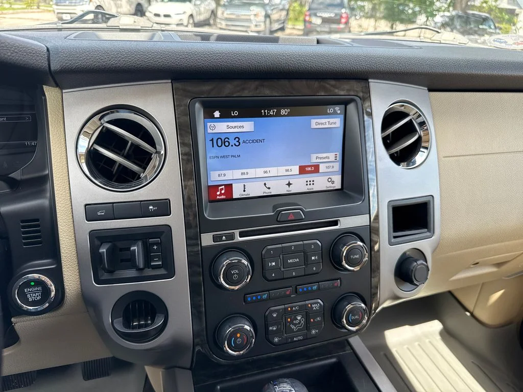 Certified Used 2017 White Ford Limited image 20