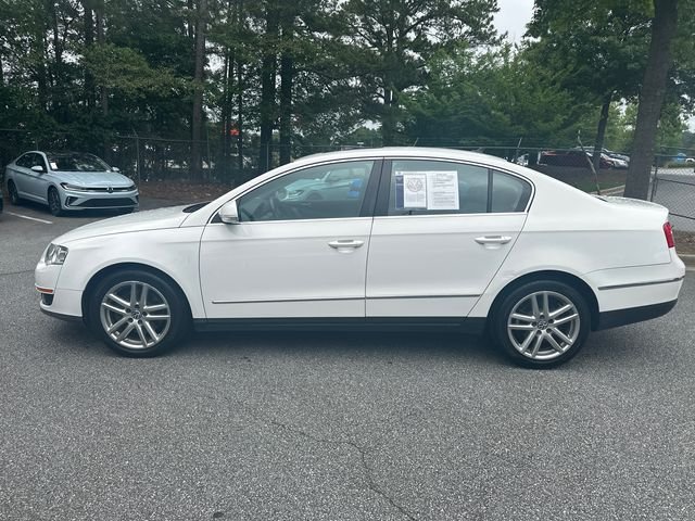 Used 2008  Volkswagen Lux image 8