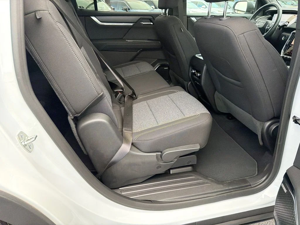 Used 2026 White GMC Elevation image 15