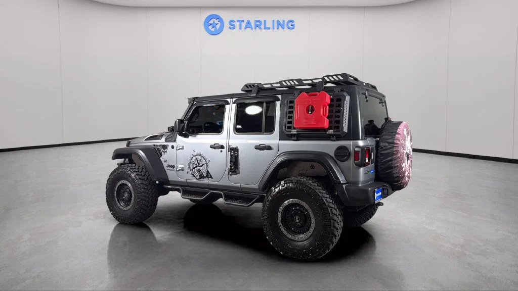Used 2021 Silver Jeep Unlimited Willys image 4