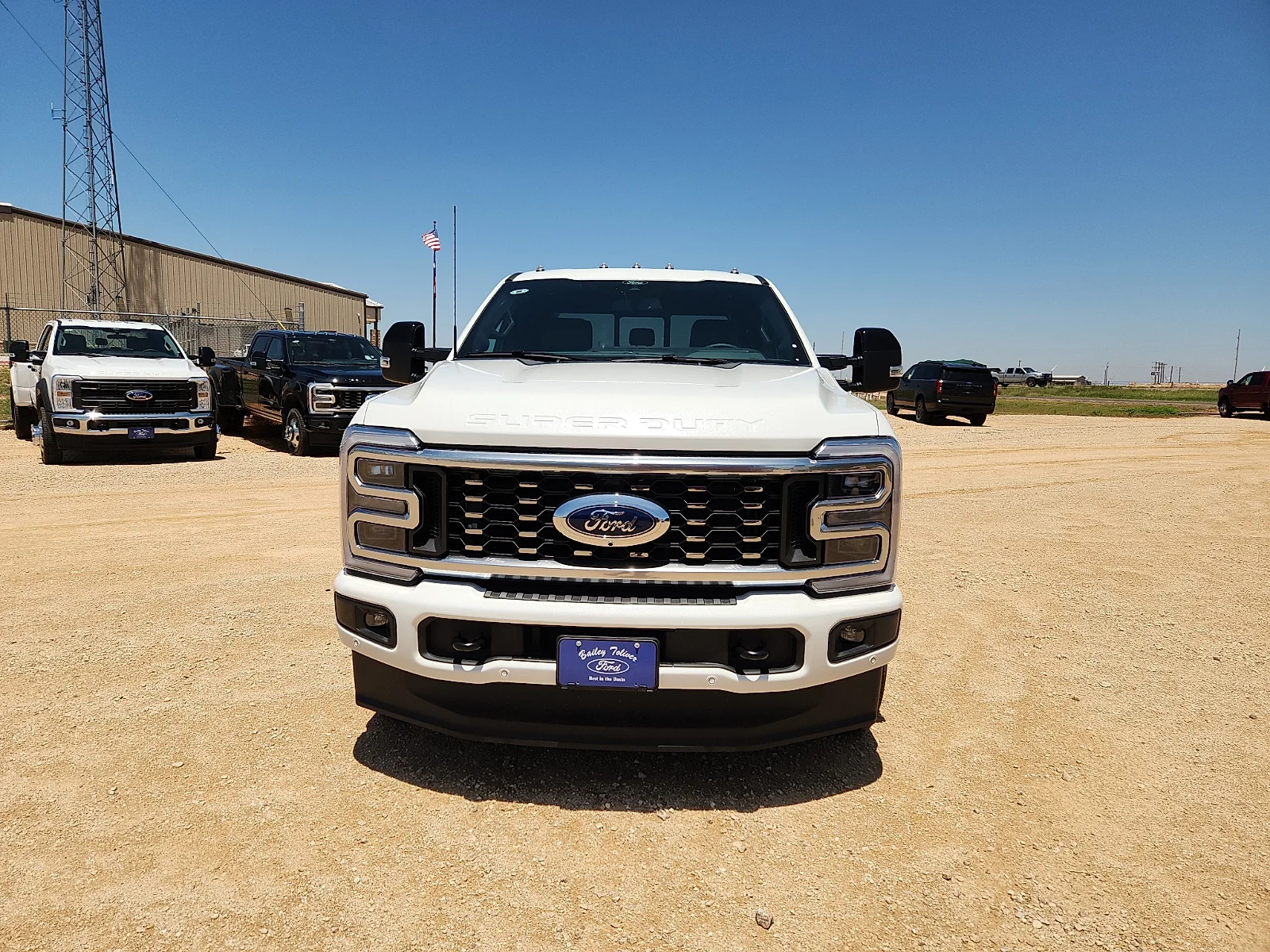 New 2026 Star White Metallic Tri-Coat Ford F-350® Platinum® image 2