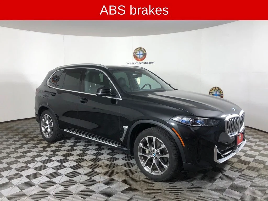 Used 2026 Black BMW xDrive40i image 16