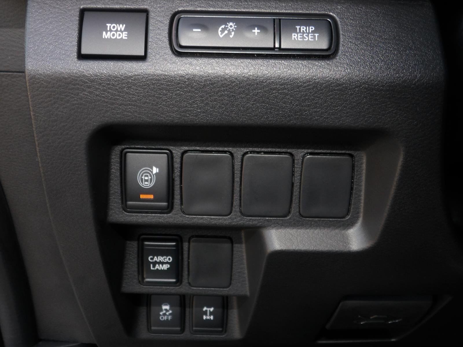New 2026 Glacier White Nissan Crew Cab PRO-4X® image 30