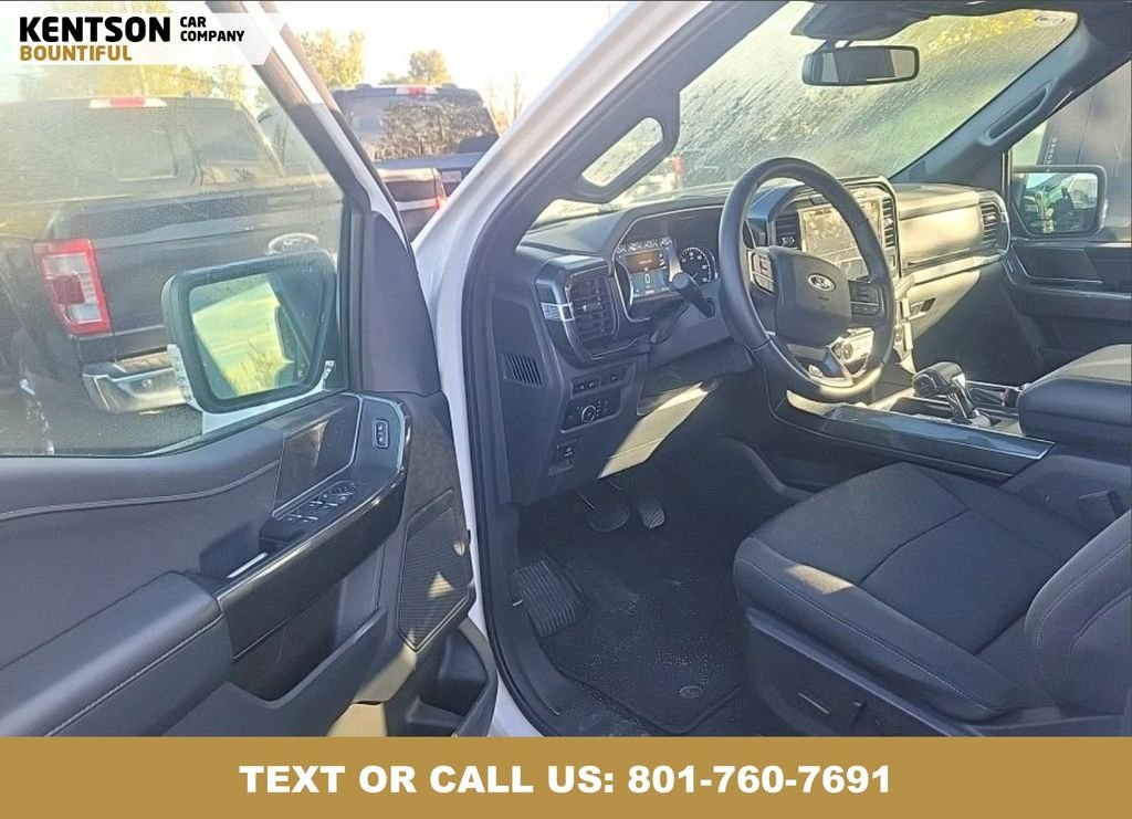 2023 Ford F-150 XLT photo 2