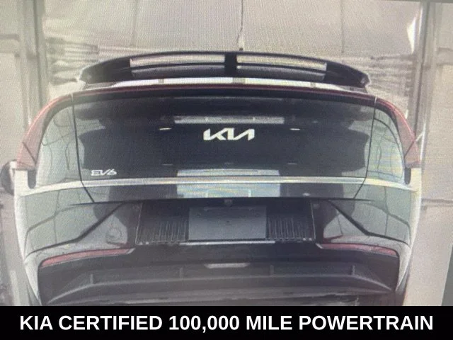 Used 2023 Green Kia GT-Line image 9